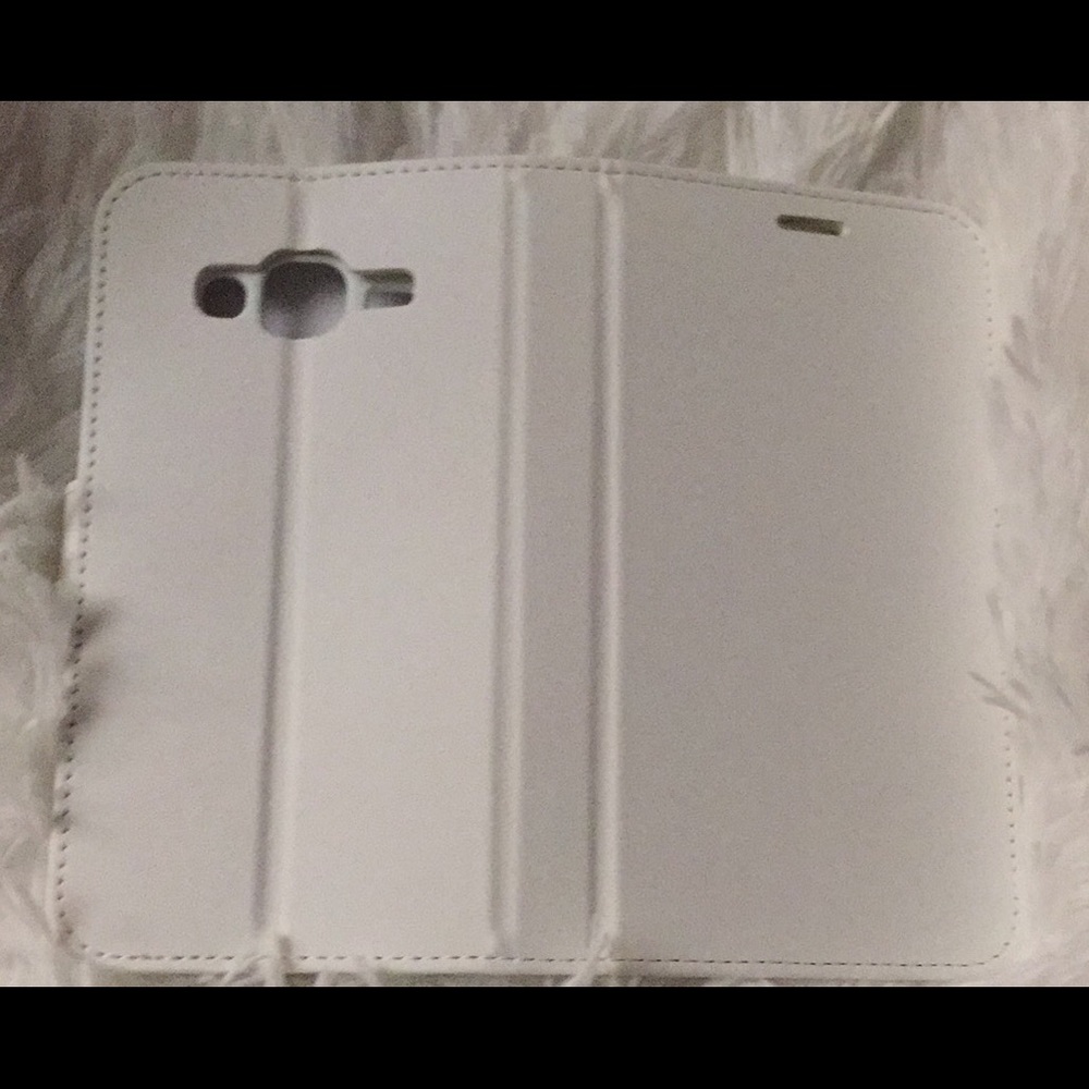 Phone case - Picture 5 of 6